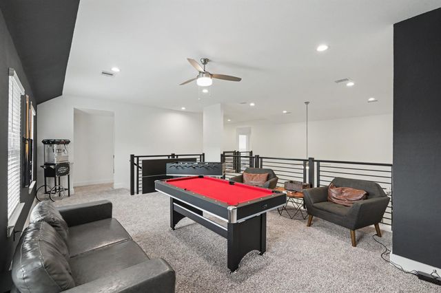 326 Springfield Terrace Drive, Conroe, TX 77304