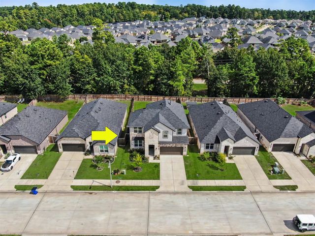 326 Springfield Terrace Drive, Conroe, TX 77304