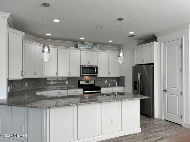 534 Margaritaville Avenue, Daytona Beach, FL 32124