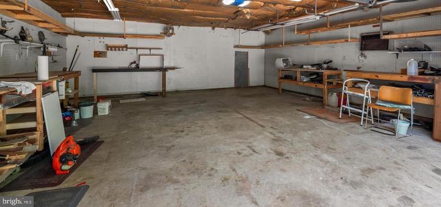 925 JONES DR, Ruther Glen, VA 22546