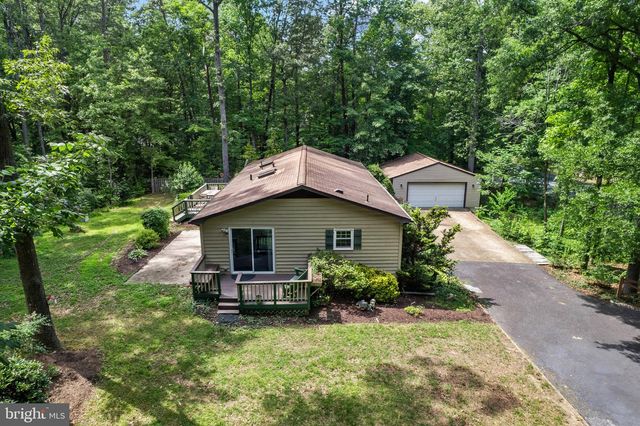 925 JONES DR, Ruther Glen, VA 22546