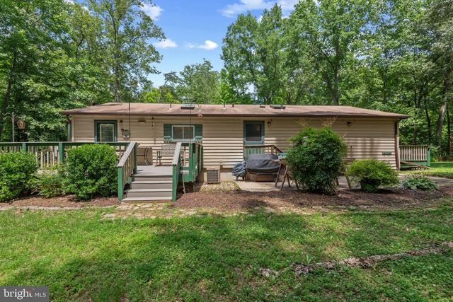 925 JONES DR, Ruther Glen, VA 22546