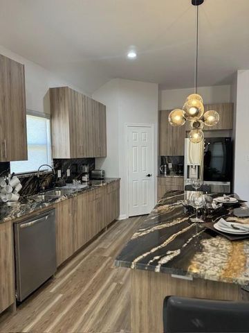 12282 N Chestnut Hills Drive, Conroe, TX 77303