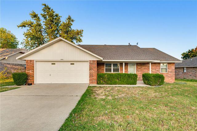 1801 16th Street, Rogers, AR 72758