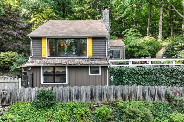 18 Bott Ln, Montville Twp., NJ 07082