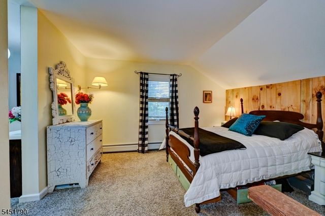 18 Bott Ln, Montville Twp., NJ 07082