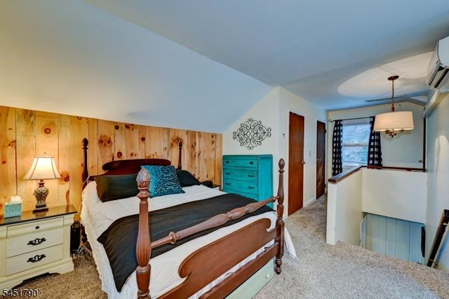 18 Bott Ln, Montville Twp., NJ 07082