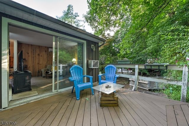 18 Bott Ln, Montville Twp., NJ 07082