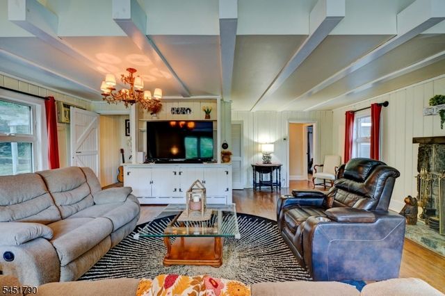 18 Bott Ln, Montville Twp., NJ 07082