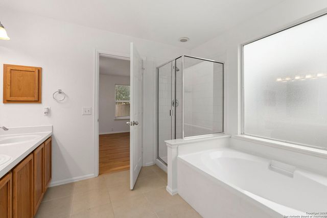 9466 Mulberry Path, San Antonio, TX 78251