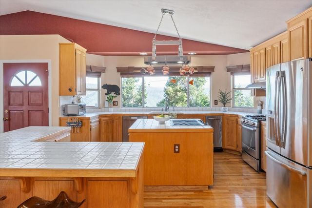 4480 Foster Ct, Murphys, CA 95247