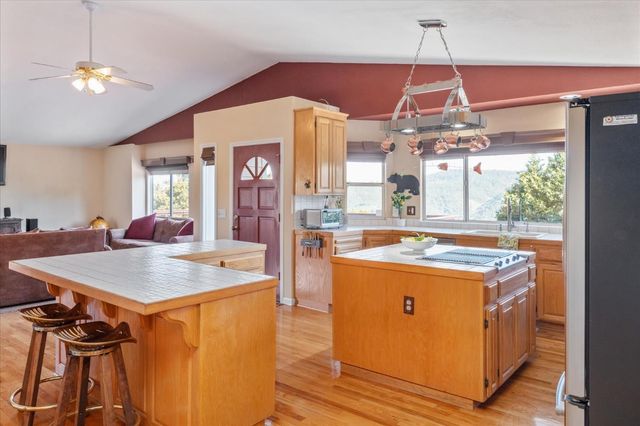 4480 Foster Ct, Murphys, CA 95247