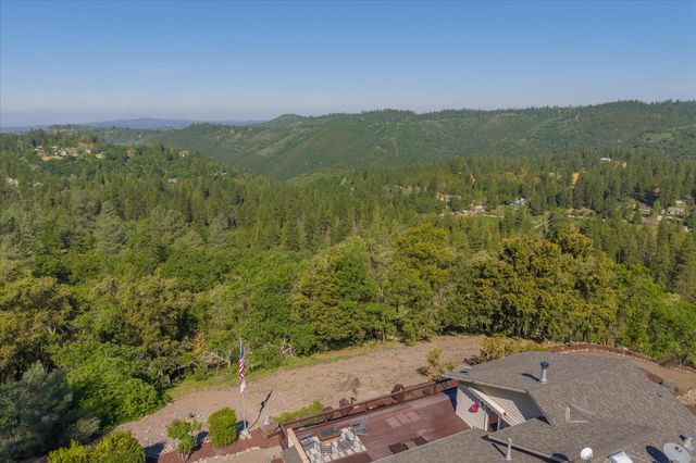 4480 Foster Ct, Murphys, CA 95247