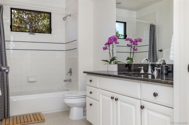 3980 Pebble Beach Drive, Longmont, CO 80503