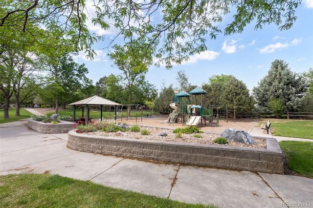 3980 Pebble Beach Drive, Longmont, CO 80503