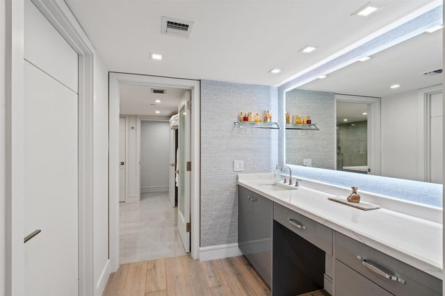 1400 S Ocean Boulevard N-103, Boca Raton, FL 33432
