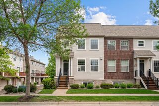 2099 Clover Ridge Drive, Chaska, MN 55318