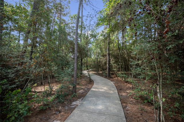 622 Platinum Stone Lane, Pinehurst, TX 77362