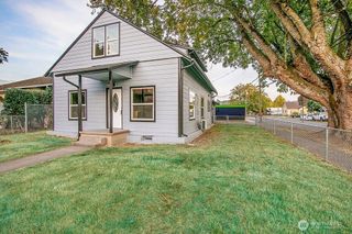 1214 S 5th Avenue, Kelso, WA 98626