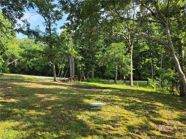 1 Mansfield Drive, Bella Vista, AR 72714