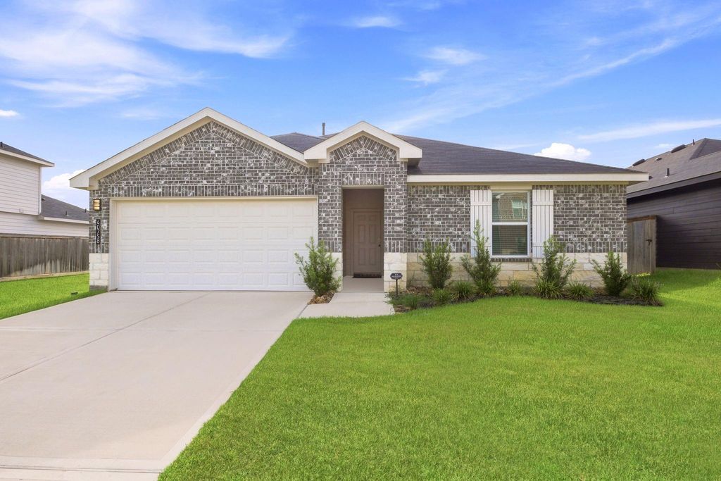 40758 Rosemary Rain Lane, Magnolia, TX 77354