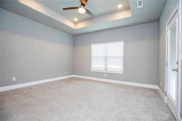 2659 Justin Drive, Fayetteville, AR 72704