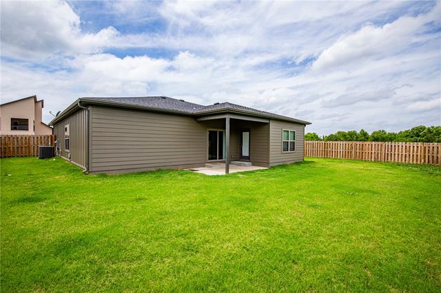 2659 Justin Drive, Fayetteville, AR 72704