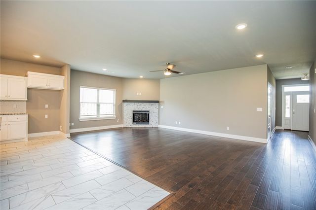 2659 Justin Drive, Fayetteville, AR 72704