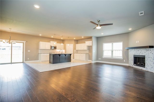 2659 Justin Drive, Fayetteville, AR 72704