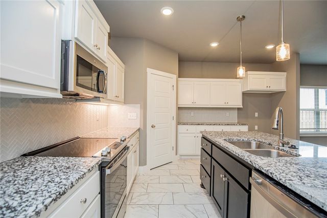 2659 Justin Drive, Fayetteville, AR 72704