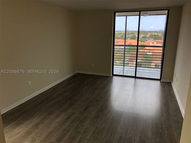 20840 San Simeon Way 702, Miami, FL 33179