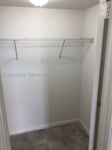20840 San Simeon Way 702, Miami, FL 33179