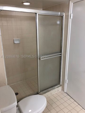20840 San Simeon Way 702, Miami, FL 33179