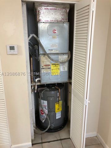 20840 San Simeon Way 702, Miami, FL 33179