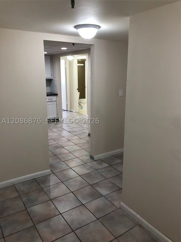 20840 San Simeon Way 702, Miami, FL 33179