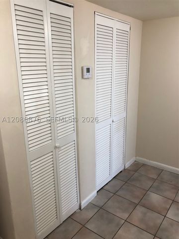 20840 San Simeon Way 702, Miami, FL 33179