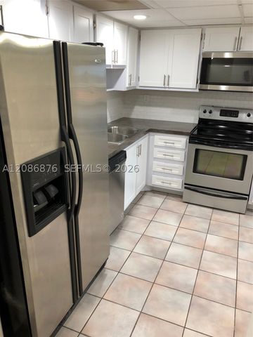 20840 San Simeon Way 702, Miami, FL 33179
