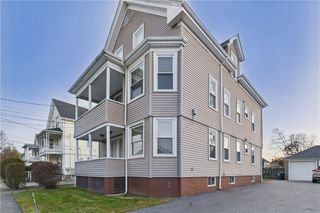 18 Glenwood Avenue, Cranston, RI 02910