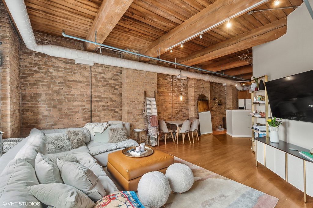 225 W HURON Street 306, Chicago, IL 60654 — photo 3