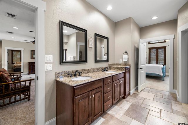 1008 Mark Circle, Scroggins, TX 75480