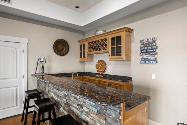 1008 Mark Circle, Scroggins, TX 75480