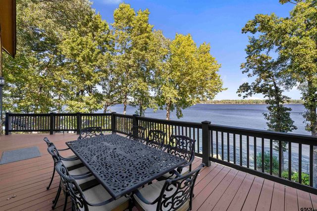 1008 Mark Circle, Scroggins, TX 75480