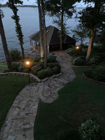 1008 Mark Circle, Scroggins, TX 75480