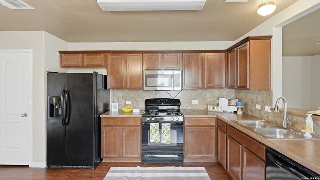 471 Magnolia Wind, New Braunfels, TX 78130