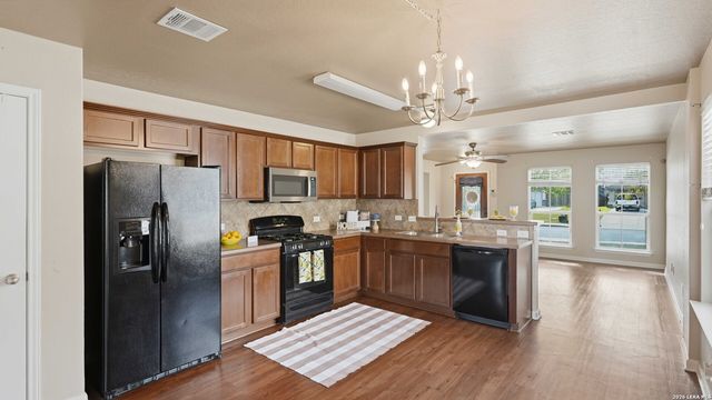 471 Magnolia Wind, New Braunfels, TX 78130