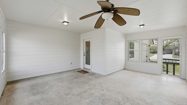 471 Magnolia Wind, New Braunfels, TX 78130