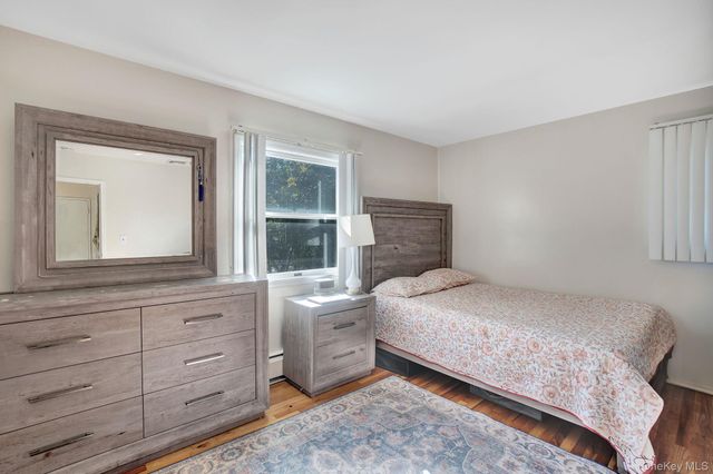 26 Fran Lane, Selden, NY 11784