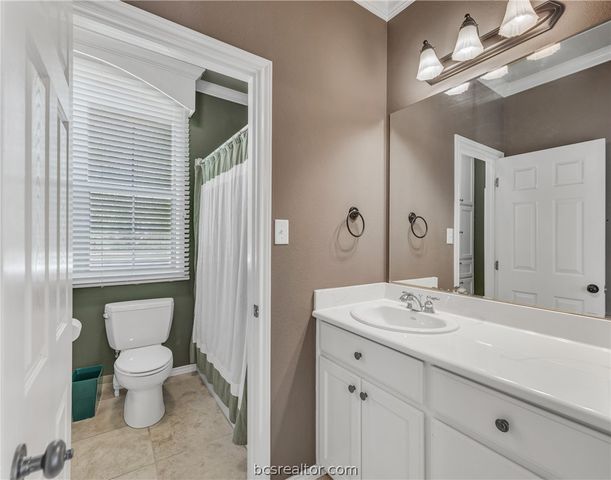 2207 Rockingham Loop, College Station, TX 77845