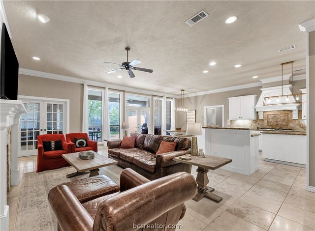 2207 Rockingham Loop, College Station, TX 77845