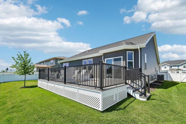 2725 Wayfair Street, Fitchburg, WI 53719